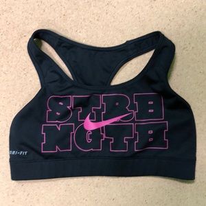 Nike Pro Sports Bra
